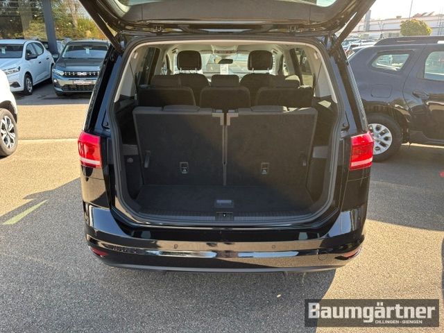 Fahrzeugabbildung Volkswagen Touran Comfortline 1.5 TSI DSG Kamera/PDC/Sitzh.