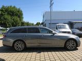 Mercedes-Benz E 200 4MATIC T-Modell AMG-Line AHK Totwinkel - Mercedes-Benz E 200 in Hannover