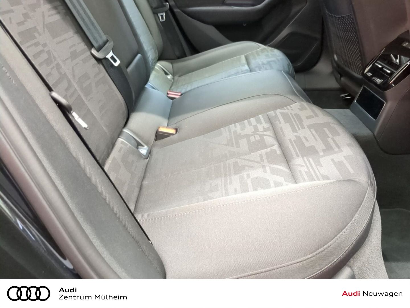 Audi A6 - Bild 8