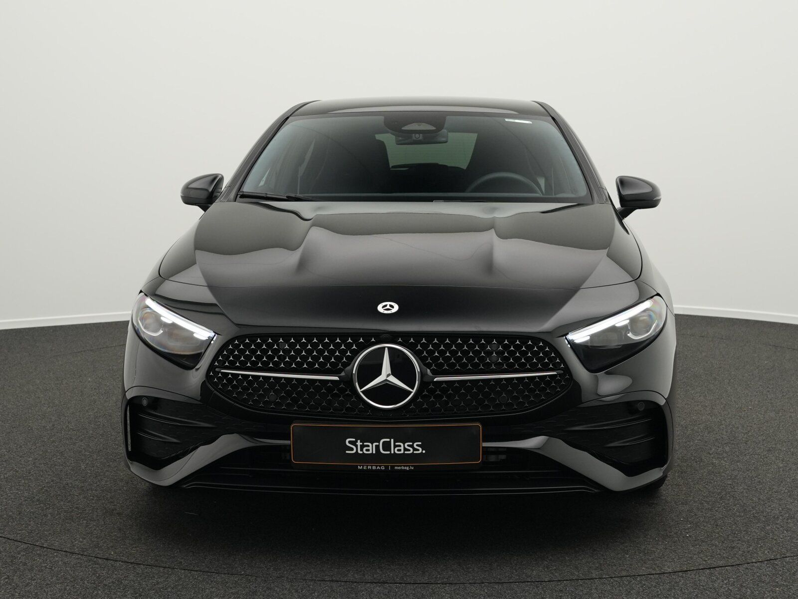 Mercedes-Benz A 200 d Multi+Kamera+Night+Distr imagem 2