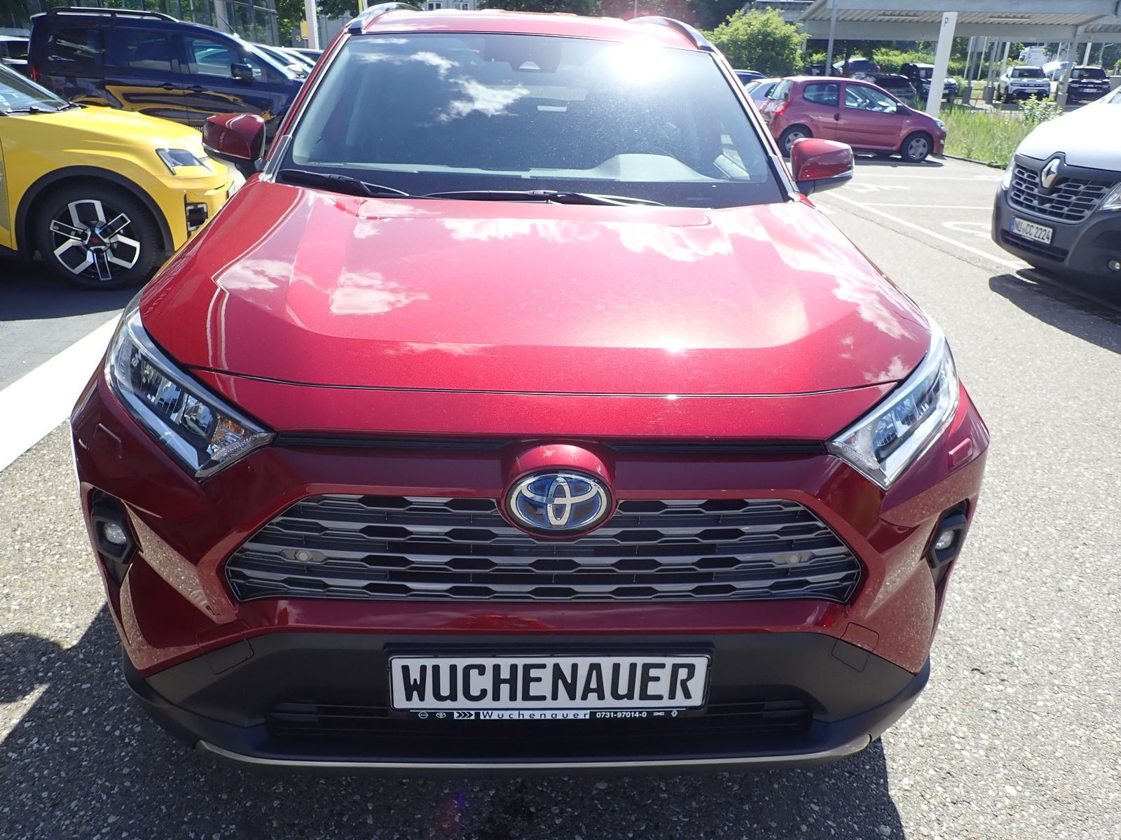 Fahrzeugabbildung Toyota RAV 4 2.5 Hybrid 4x2 Team Deutschland AHK