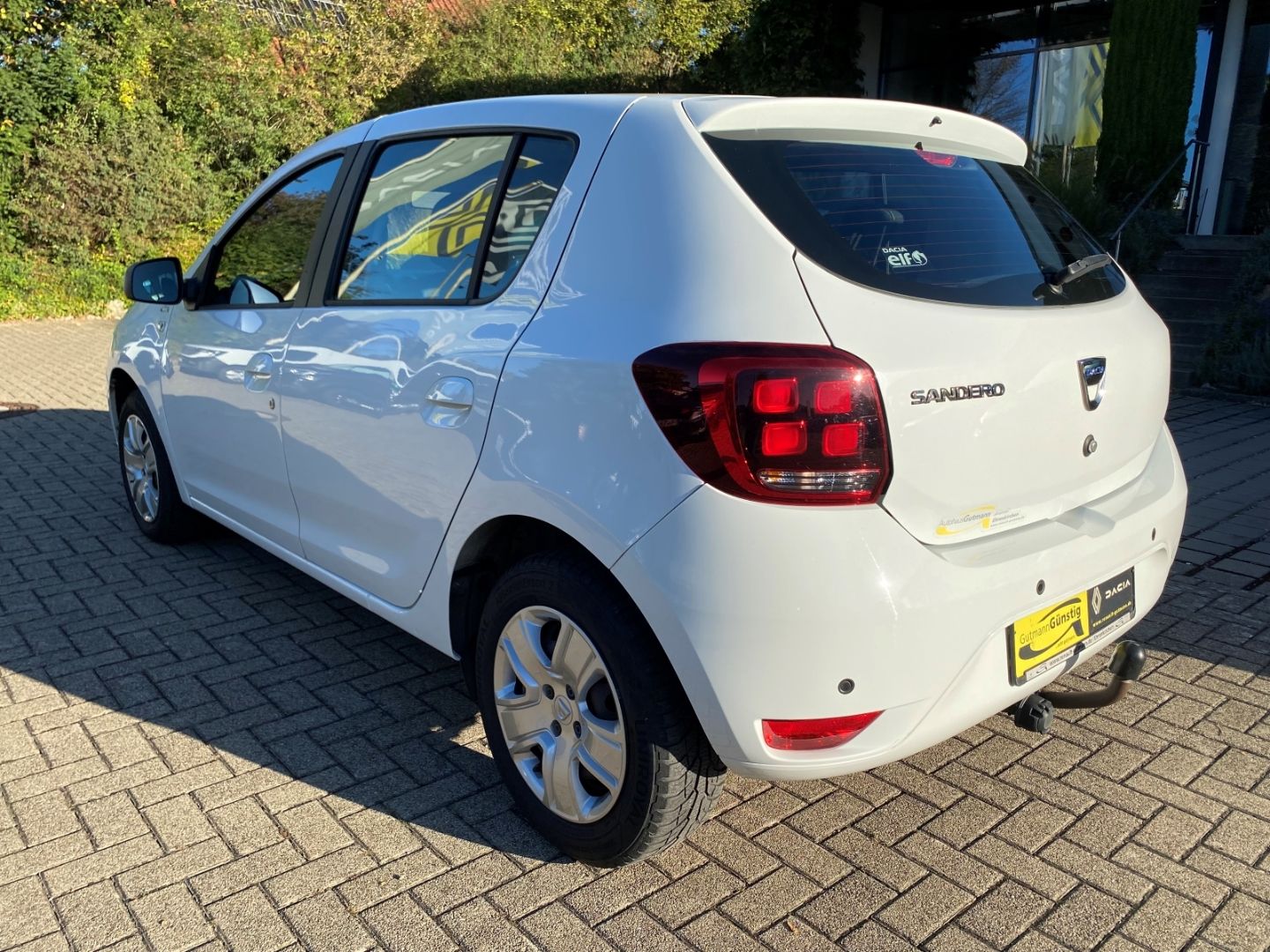 Fahrzeugabbildung Dacia Sandero II Comfort Apple CarPlay Android Auto Fa