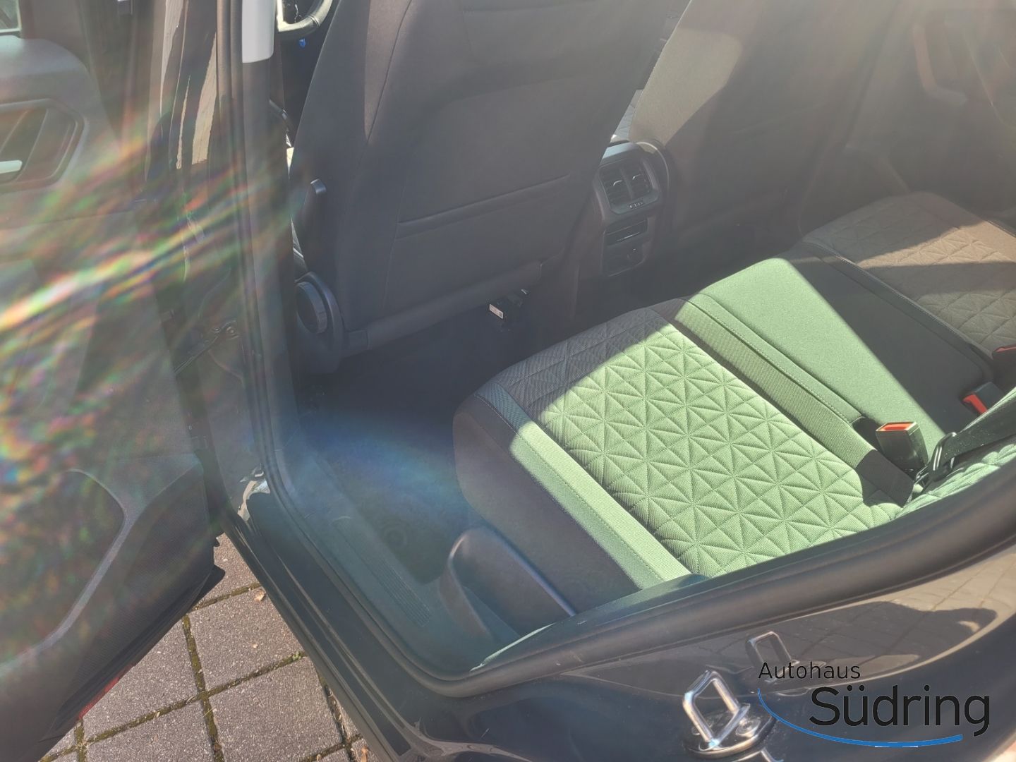 Tiguan Life 2.0 TDI DSG AHK Navi ACC Rückfk.