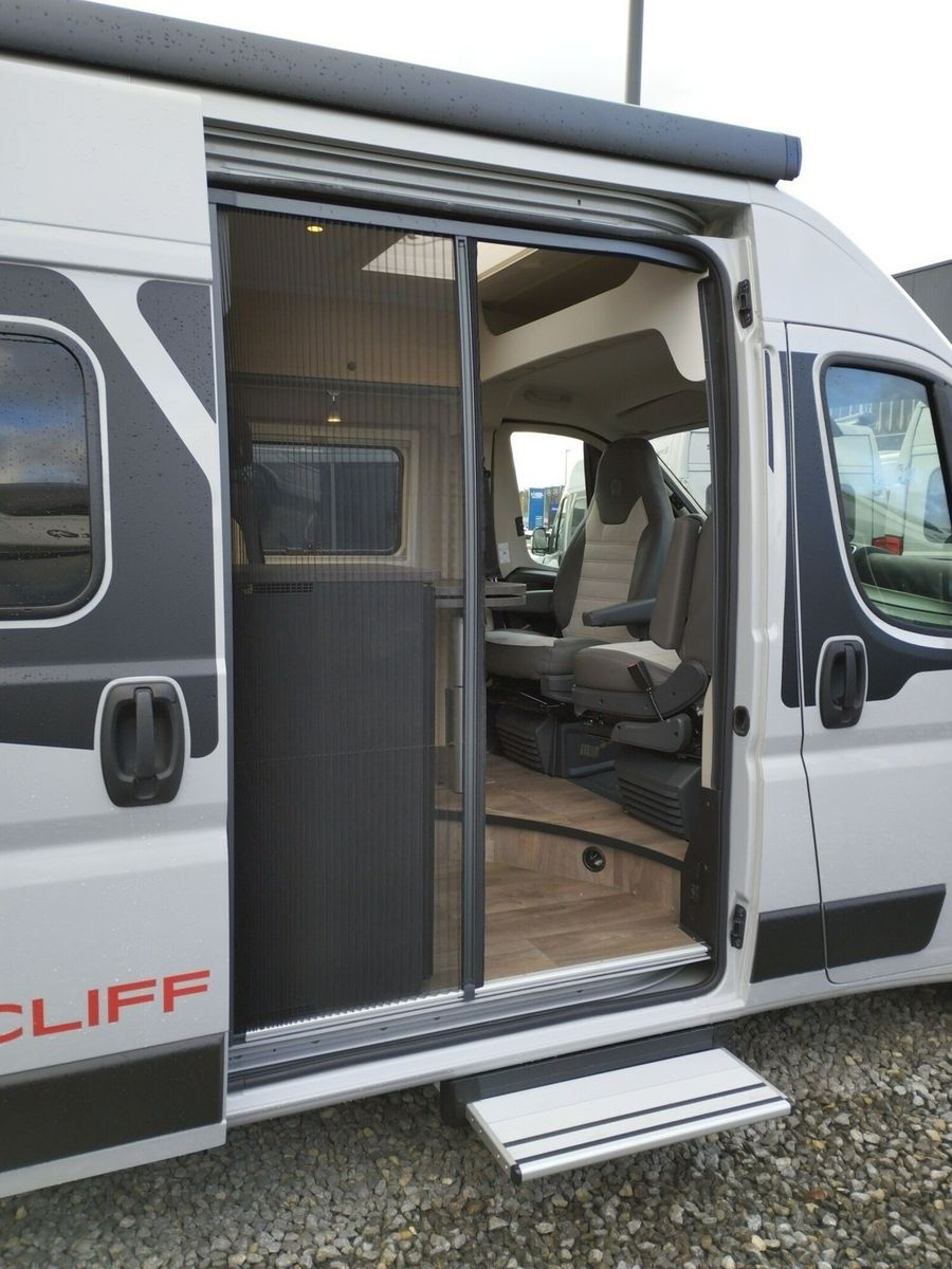 Fahrzeugabbildung Sunlight Adventure Cliff 600 Automatik, Dörr Edition, LTE