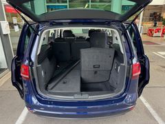 Fahrzeugabbildung Volkswagen Sharan 1,4 TSI DSG Comfortline 7 - Sitzer