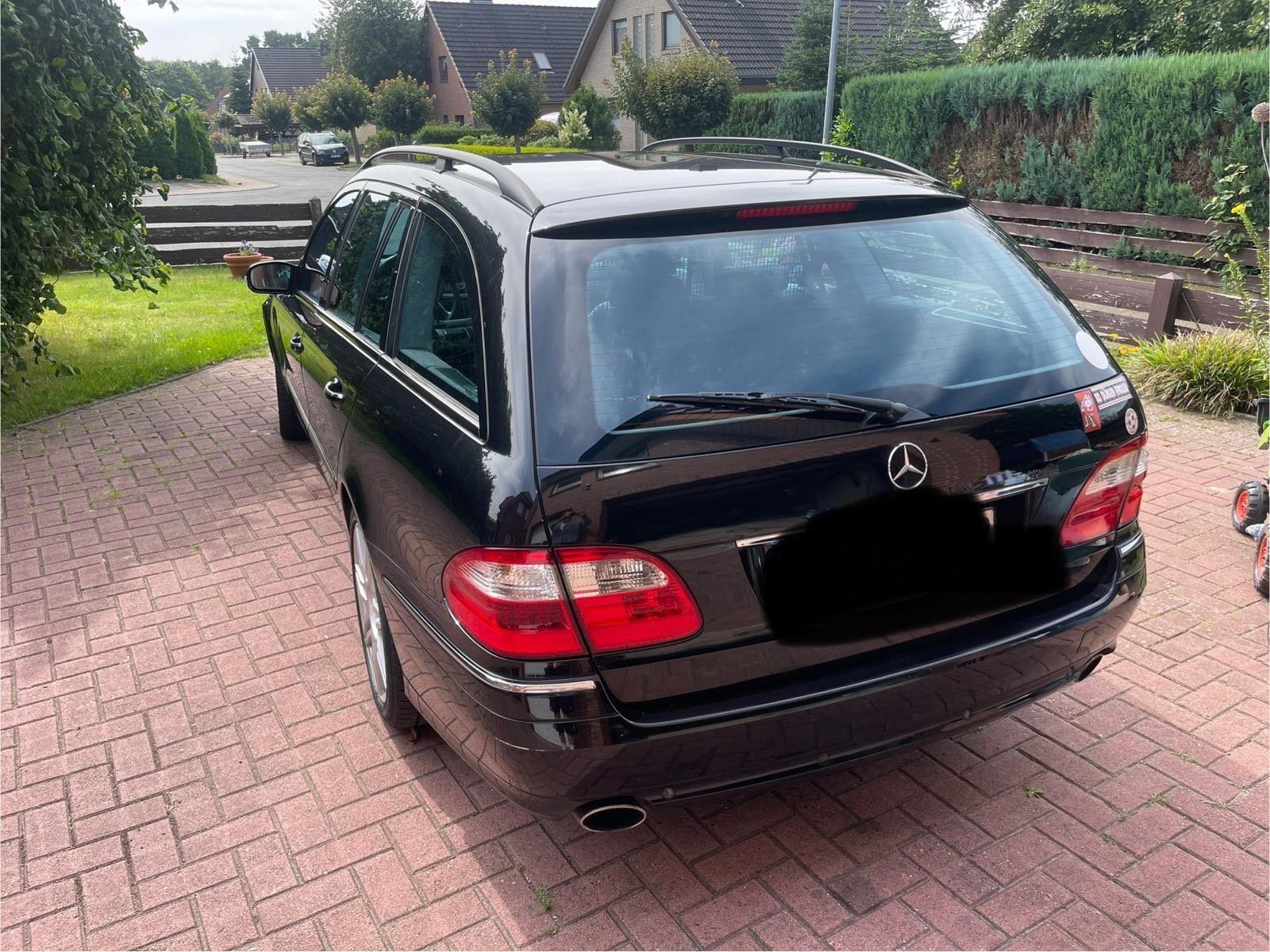 Mercedes-Benz E200 2005 — photo 5