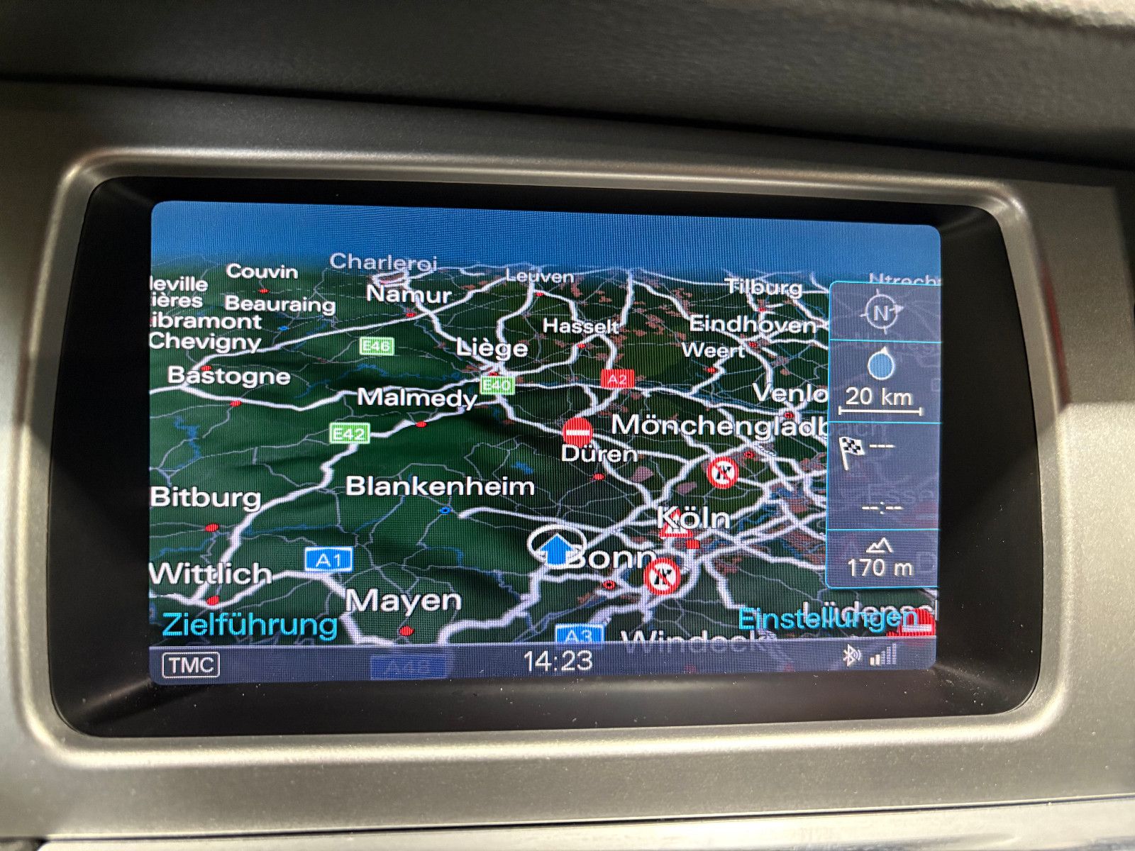 Fahrzeugabbildung Audi Q7 3.0 TDI quattro/S-LINE/MEMORY/XENON/7-SITZ/V6