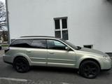 Subaru Outback 2.5i Active Autom. LEDER NAVI - Subaru aus 2007