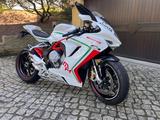 MV Agusta F3 Supersportler  - MOTORRAD VON 501 BIS 750 CCM