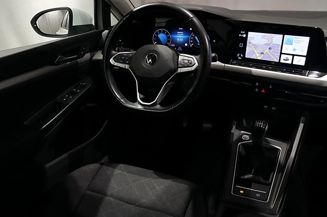Golf 1.5 TSI Life ACC NAVI SHZ BT PDC LED Klima