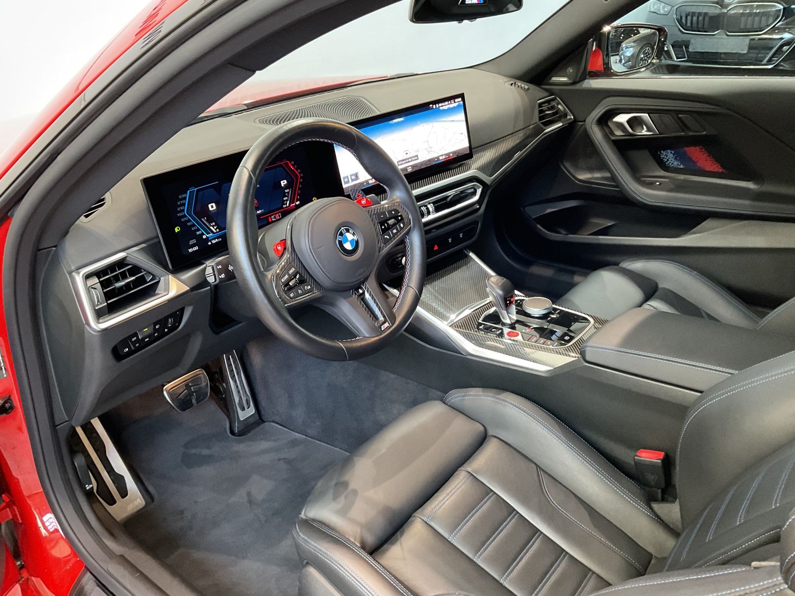 Fahrzeugabbildung BMW M2 Coupé | M Carbondach | HK Surround System | M