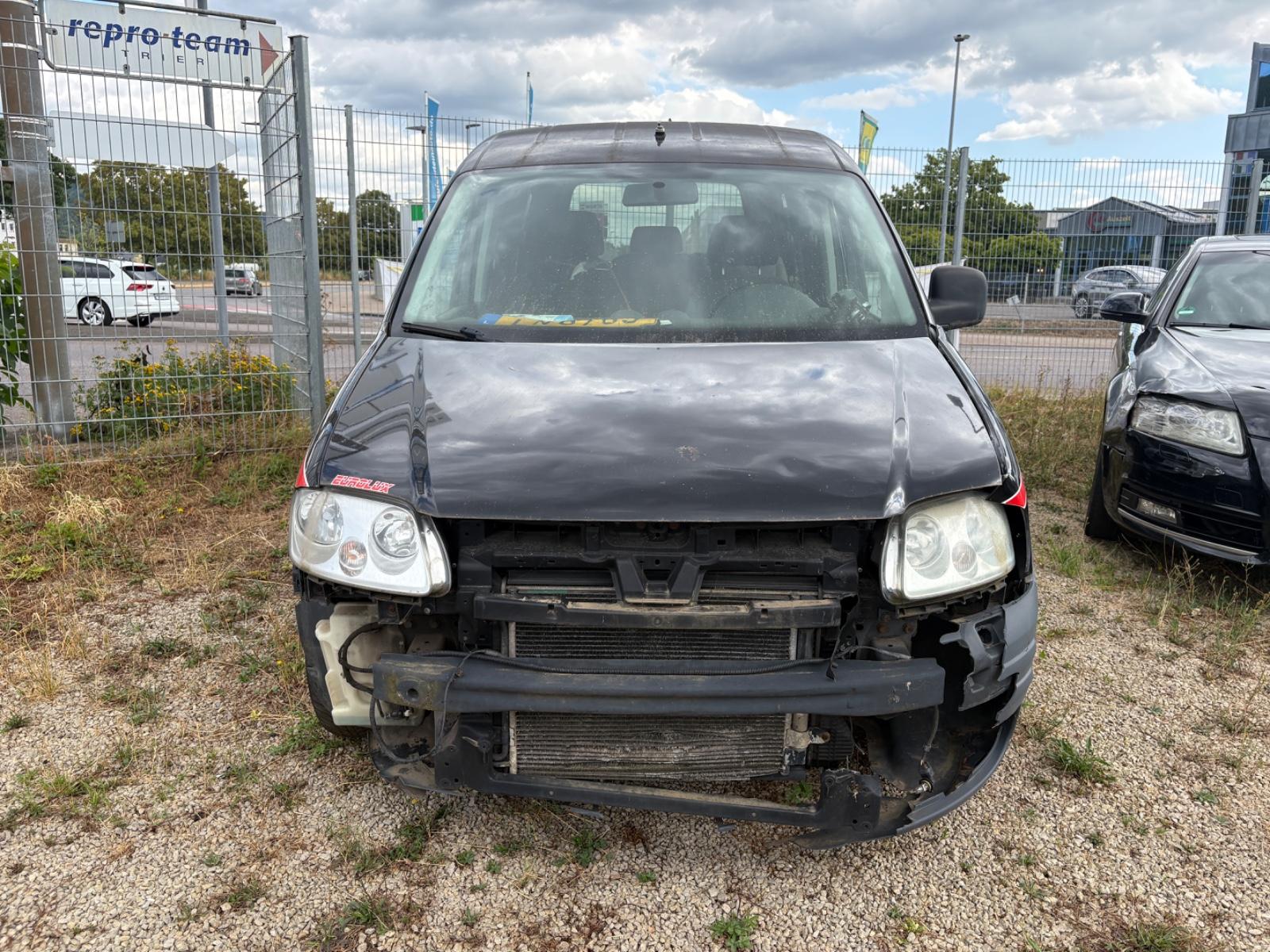 Volkswagen Caddy Life Rollstuhlrampe