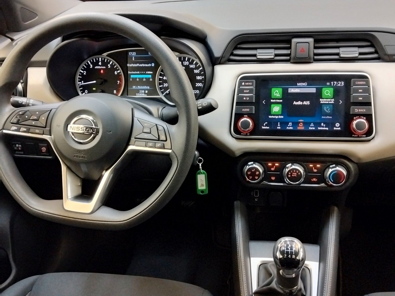 Nissan Micra (06/2020, Benzin)
