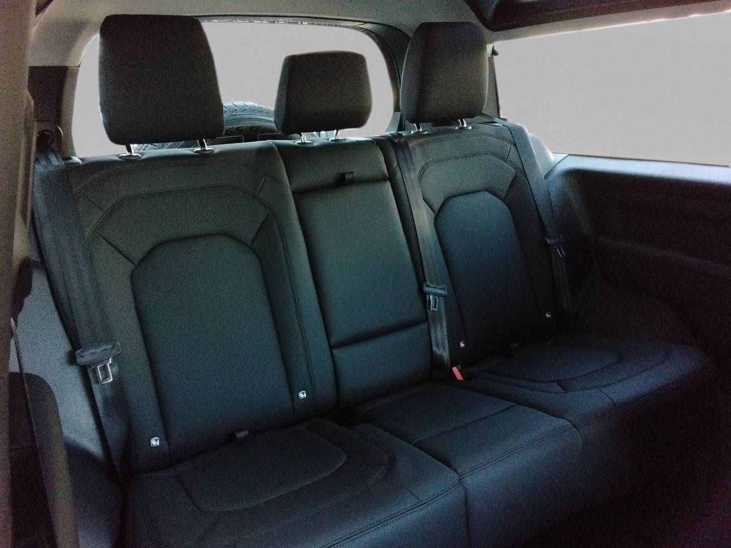 Fahrzeugabbildung Land Rover Defender 90 D200 S