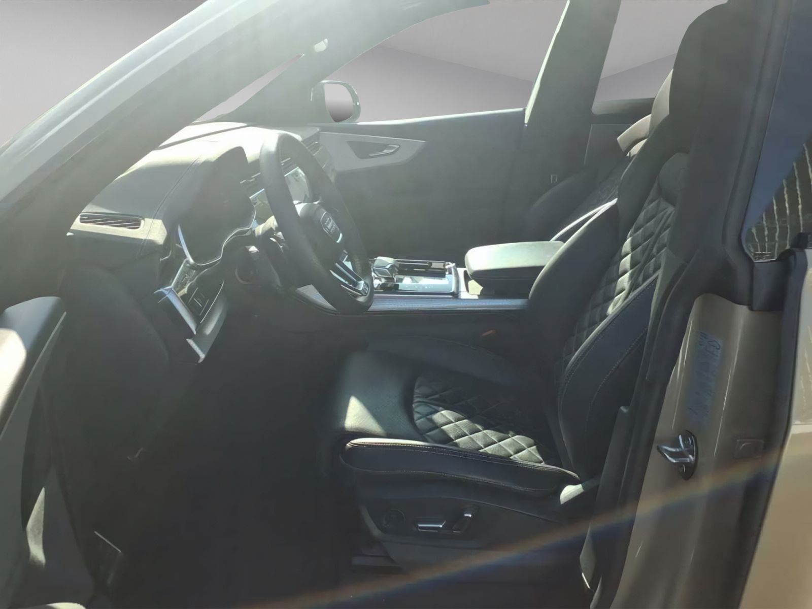 Audi SQ8 - Bild 4