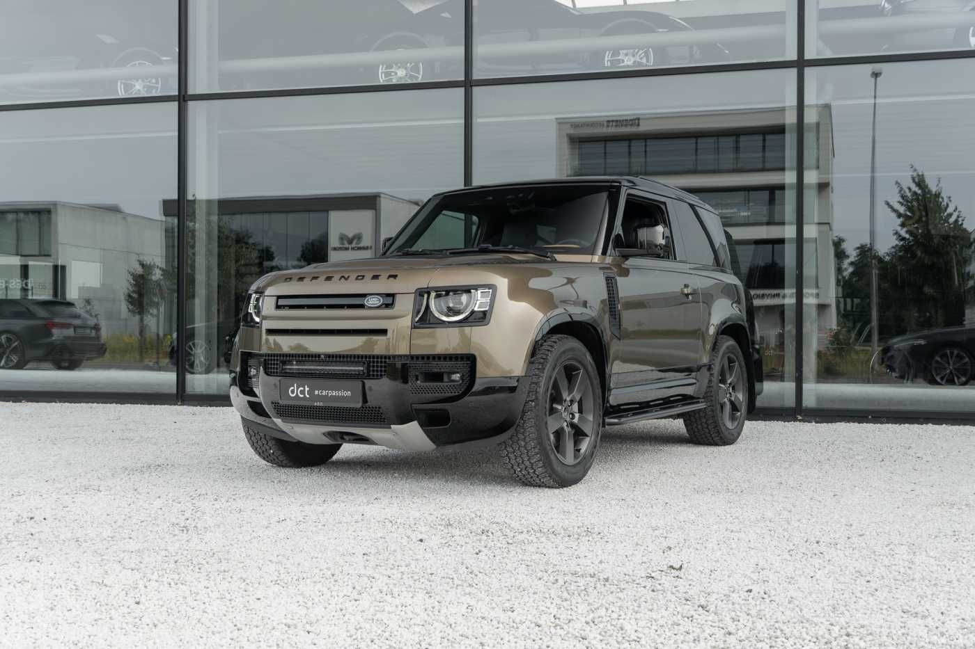 Land Rover DEFENDER 90 D300 X-Dynamic HSE