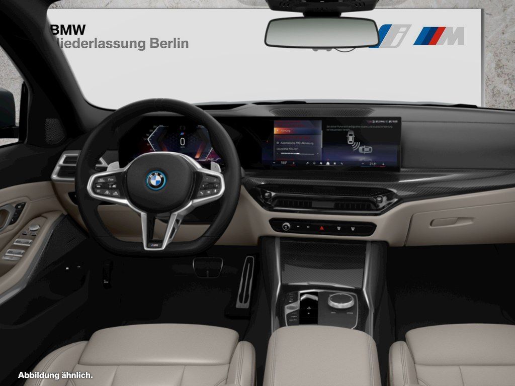 BMW 330e xDrive Touring M Sport Pro LiCoPr Pano DAPr foto 4