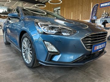 Ford Focus Lim. Titanium *Navi*AHK*LED*
