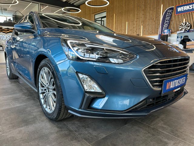 Ford Focus Lim. Titanium *Navi*AHK*LED*