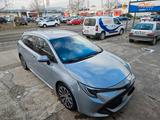 Toyota Corolla 2,0 Hybrid Team Deutsch Touring Spor... - Toyota Corolla von privat