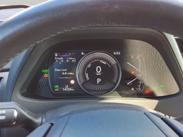 Lexus UX - 9