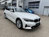 BMW 320 d xDrive Sport Line+Navi+Leder+Panorama+LM - BMW 320 Gebrauchtwagen in Hannover