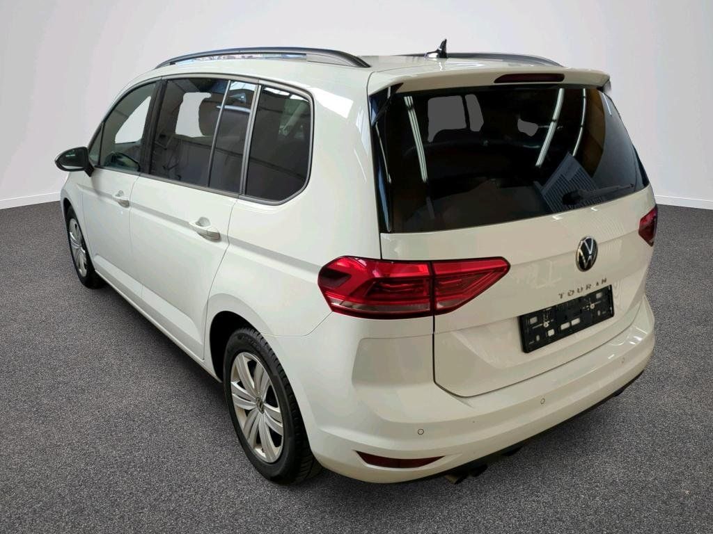 Volkswagen Touran 2.0 TDI Comfortline Dynaudio Pano imagem 2
