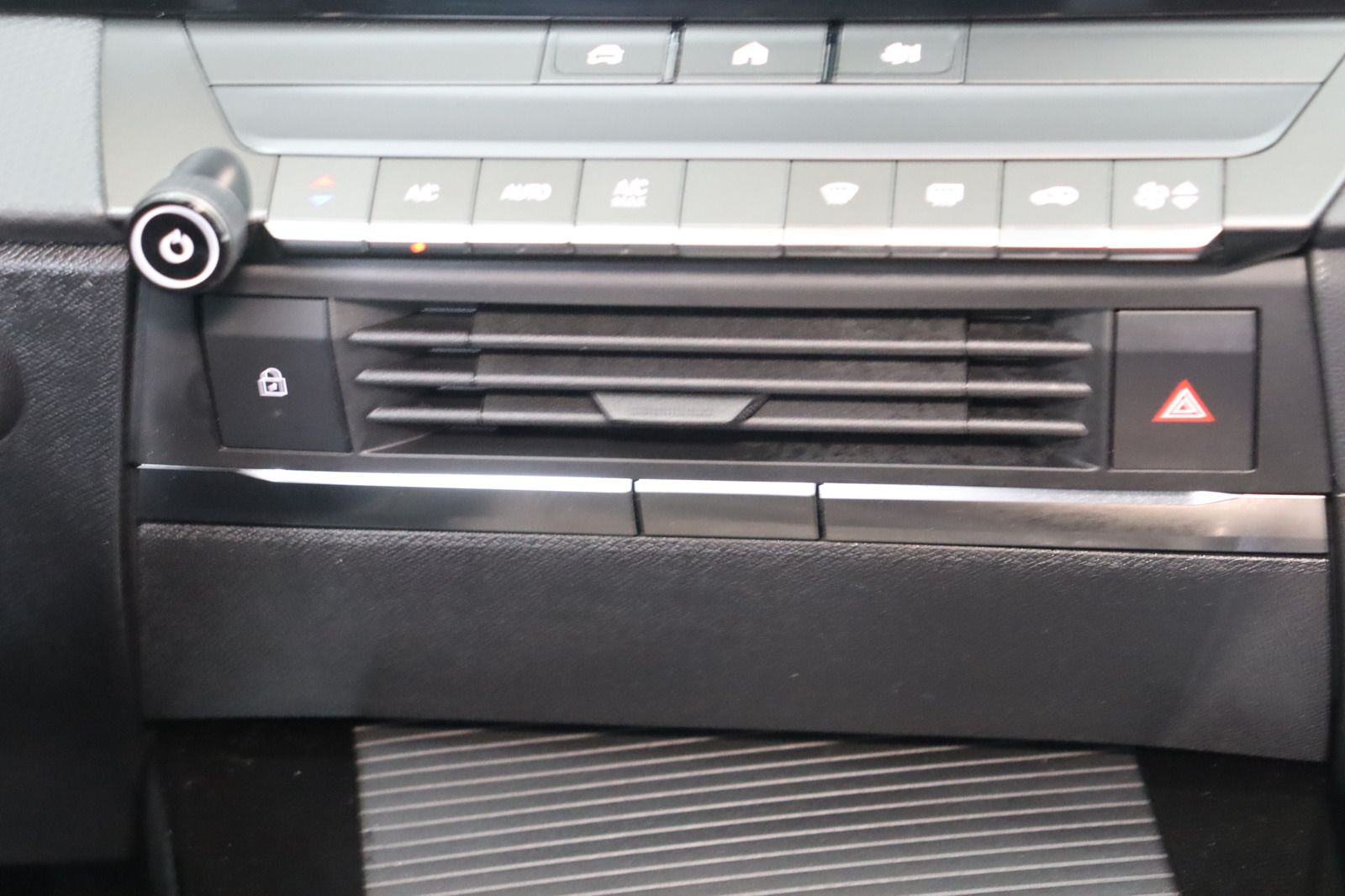 Fahrzeugabbildung Opel Astra L Sports Tourer * LED * Sitzhzg. *