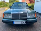 Mercedes-Benz Sammler Mercedes S124 Sportline Classic Data 2+ - Mercedes-Benz: Kombi, S124