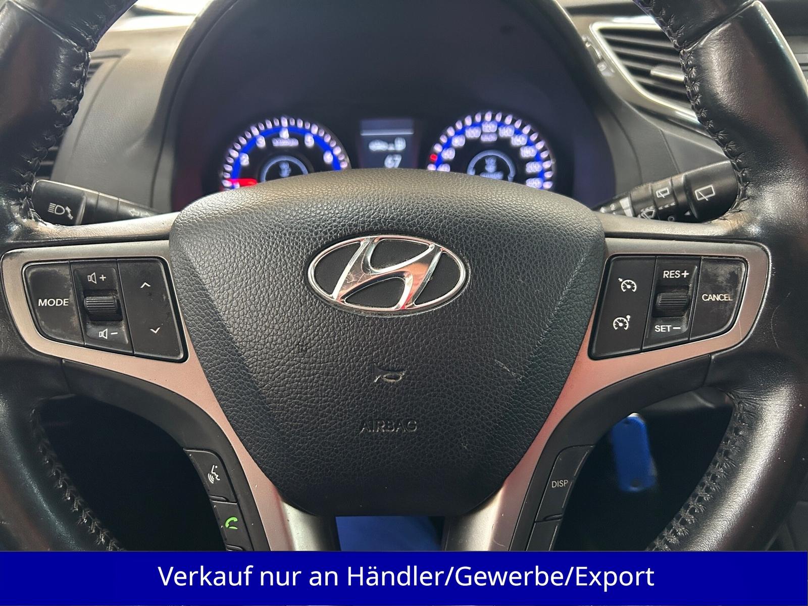 Hyundai i40 2013 — photo 16