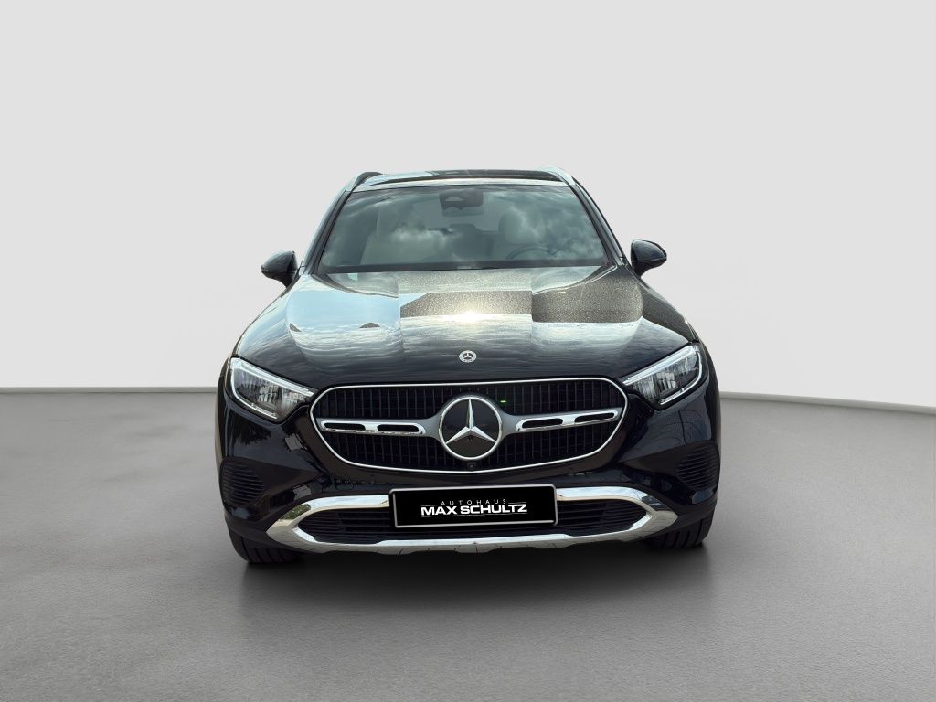 Fahrzeugabbildung Mercedes-Benz GLC 200 4MATIC PANO-SD*LED*EASY-PACK*AMBIENTE*