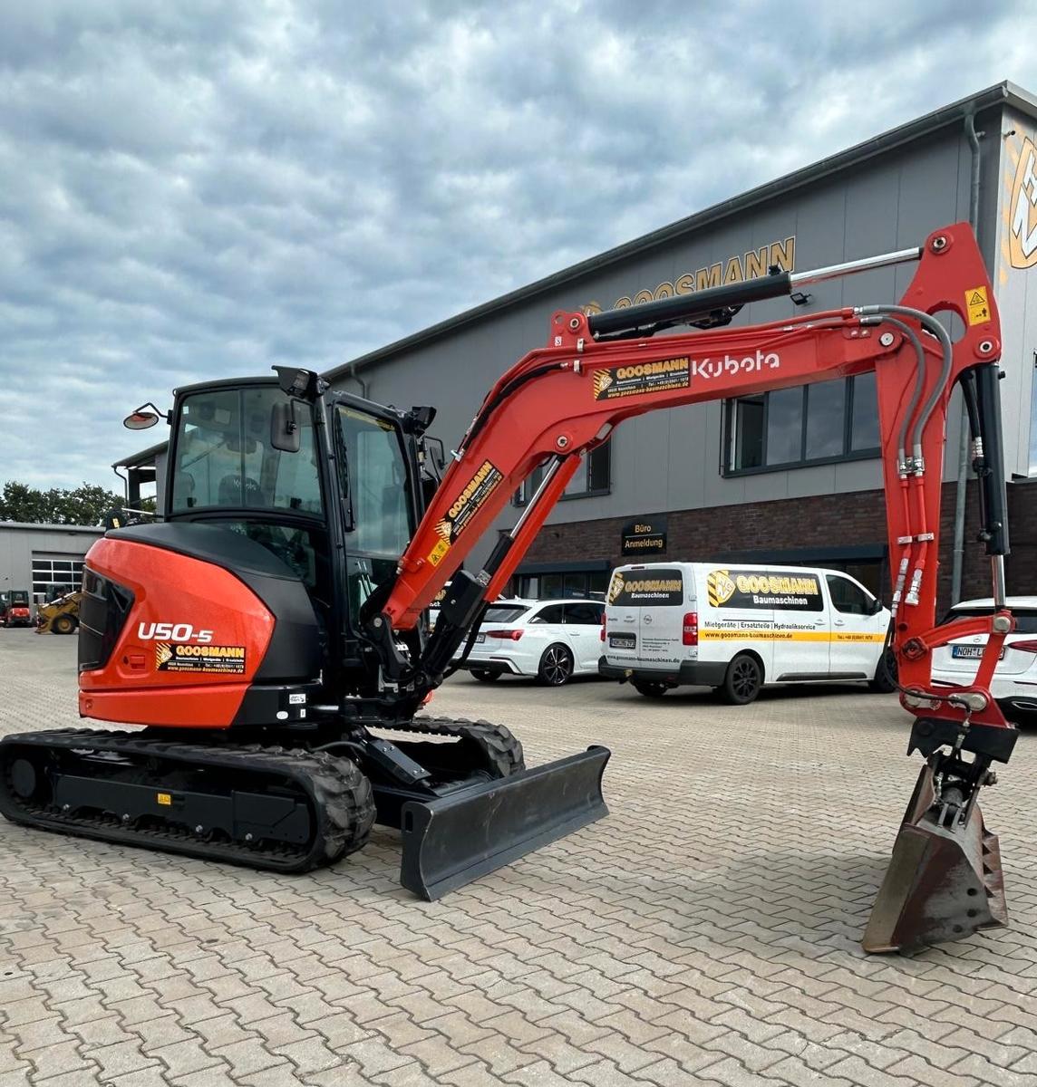 Kubota U50-5