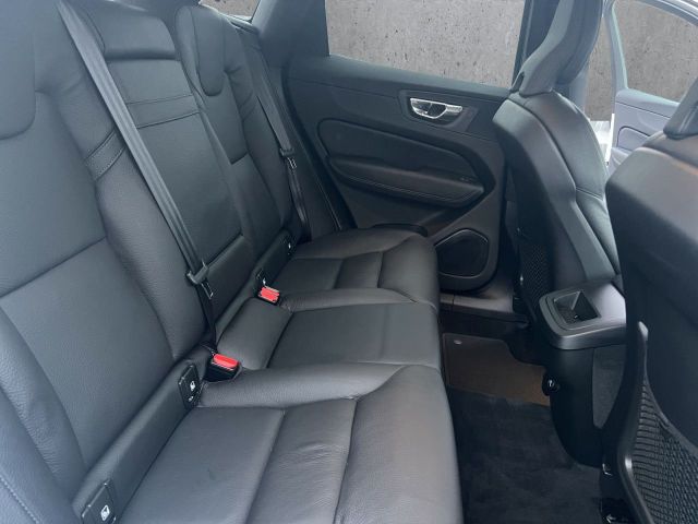 XC 60 D4 2WD Inscription AHK/PDC/Navi/LED/WKR