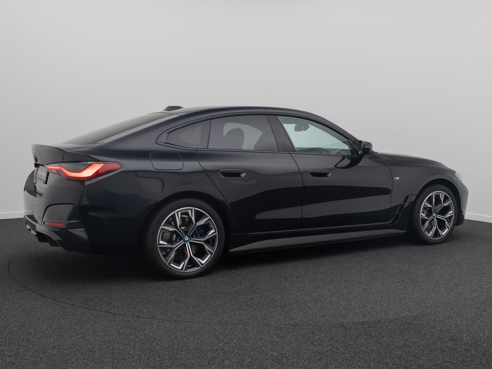 Fahrzeugabbildung BMW i4 eD40 Gran Coupe M Sport 360°HUD H/K Laser DAB