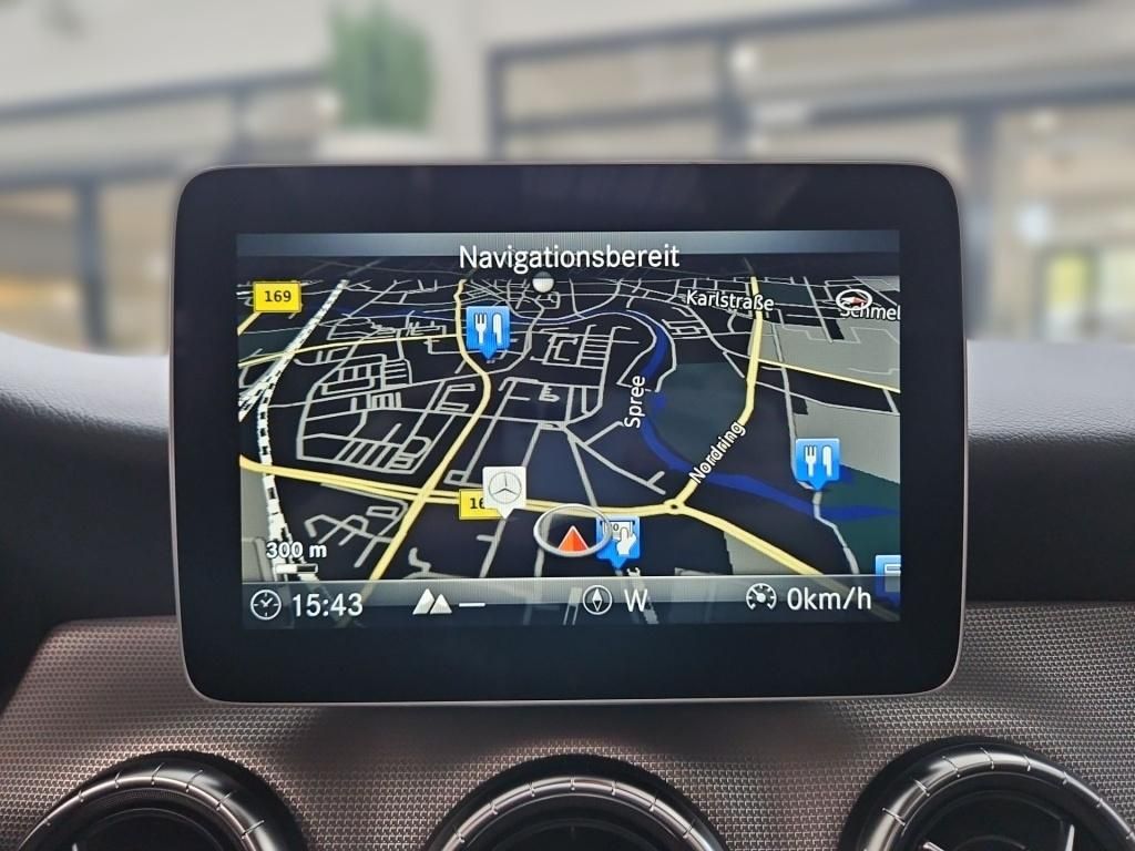 Fahrzeugabbildung Mercedes-Benz CLA 200 SB Progressive Pano Navi KAM LED Sound