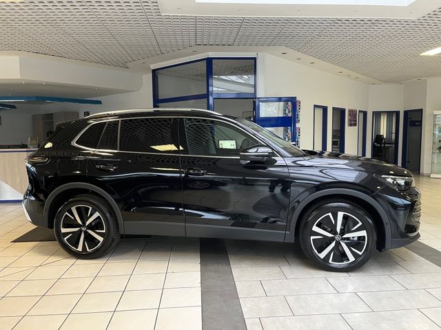 Volkswagen Tiguan 1.5 eTSI-DSG Elegance,Matrix,AHK,AreaView