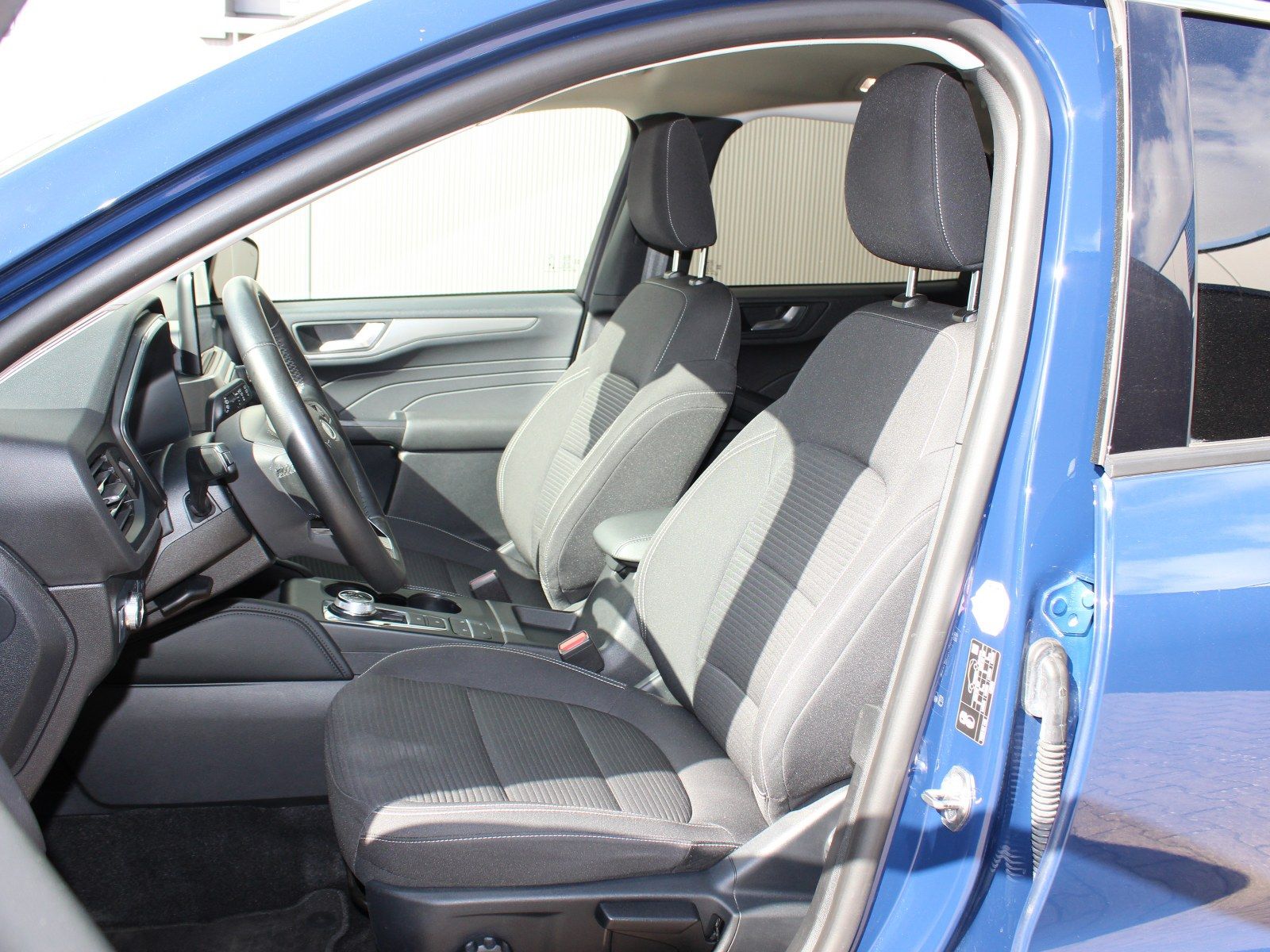 Fahrzeugabbildung Ford Kuga Plug-In Hybrid Titanium 2,5 Duratec