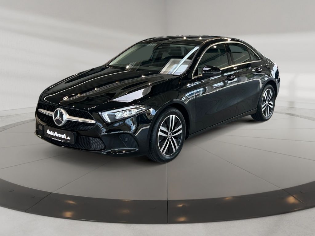 Mercedes-Benz A 200 d Progressive MBUX+Progressive+Carbon+Pano imagem 3
