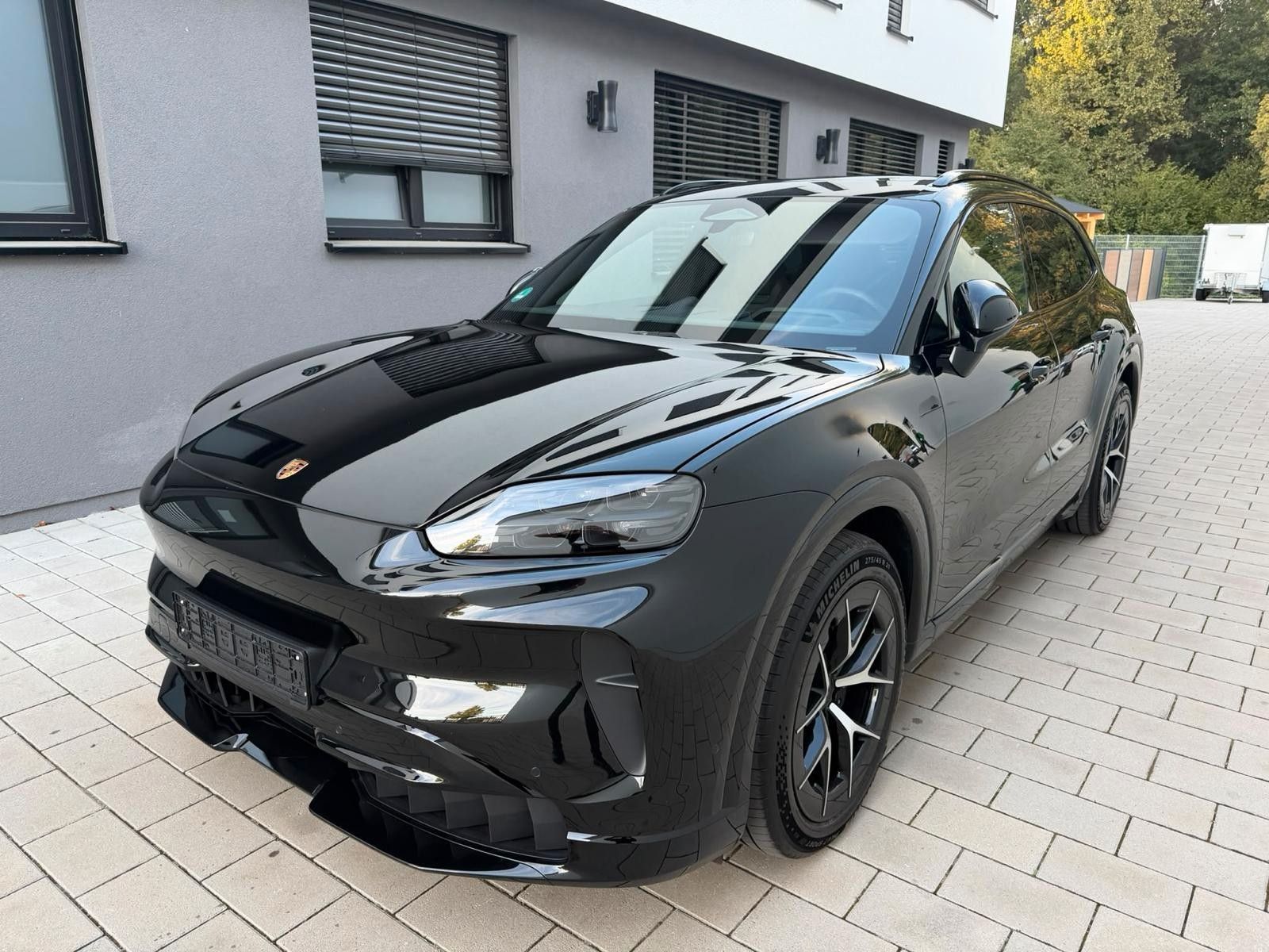 Porsche Cayenne Electric 325 kW