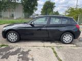 BMW 116d Sport Line - BMW 1er Reihe: Schwarz