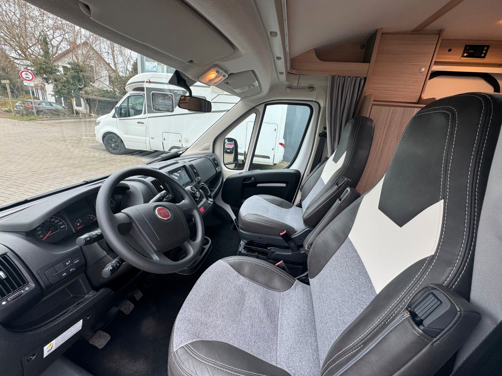 Fahrzeugbild 10