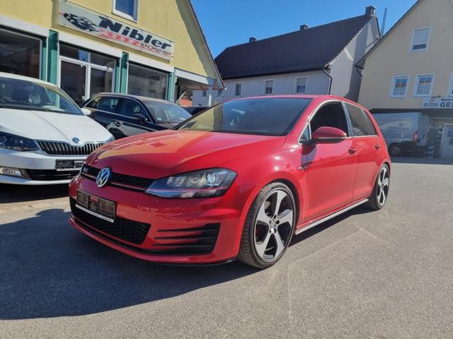 Volkswagen Golf VII GTI 2.0TSI BMT XENON+NAVI+PDC+2.HAND