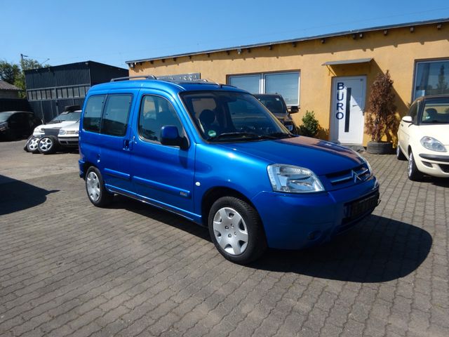 Citroën Berlingo 1,6i  Multispac klima  Panoramadach AHK