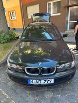 BMW 320i touring - BMW 320 aus 2005: Kombi