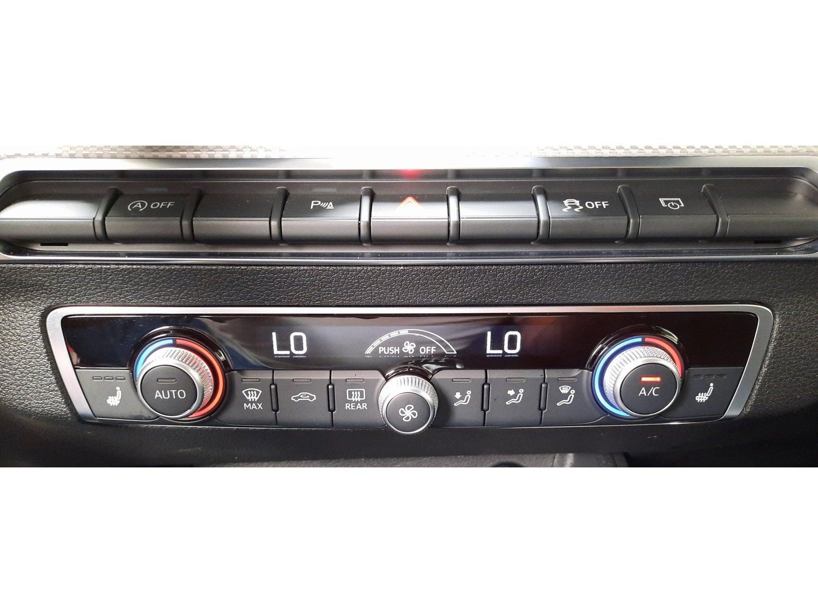 Fahrzeugabbildung Audi Q2 30 TFSI advanced *Cam*PDC*LED*Sitzhzg*ACC*