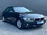 BMW 318d xDrive LED Bi-Xenon Navi SHZ Tempomat - BMW 318: Schwarz