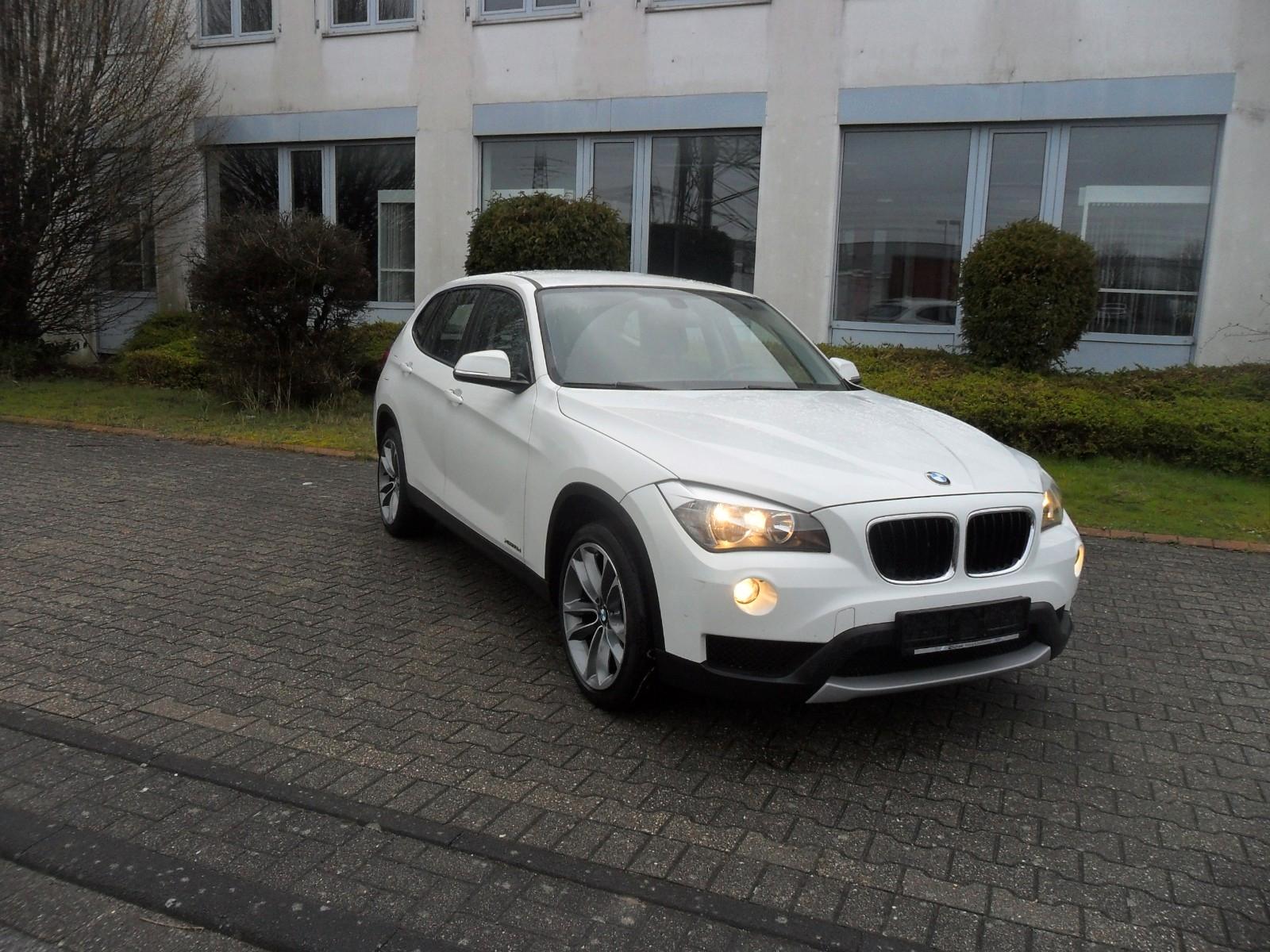 BMW X1 18 d xDrive Aut*Klima*Navi*Alu*4x4