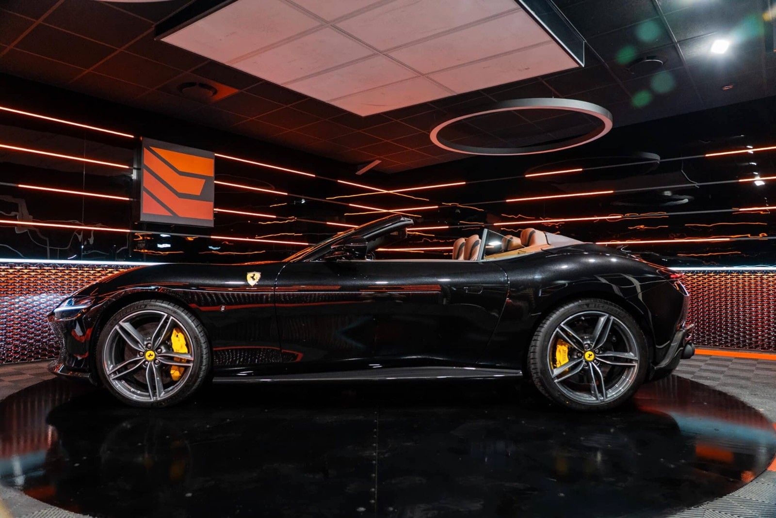 Ferrari Roma Spider*Full Carbon*Pass. Disp.*XLED*360° imagem 3
