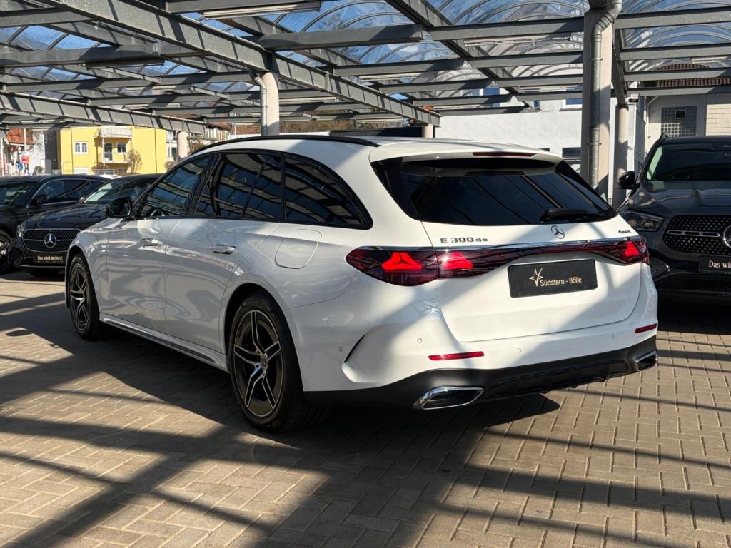 Mercedes-Benz E 300 T de 4M AMG+NIGHT+DISTRO+KEYLESS-GO+360°