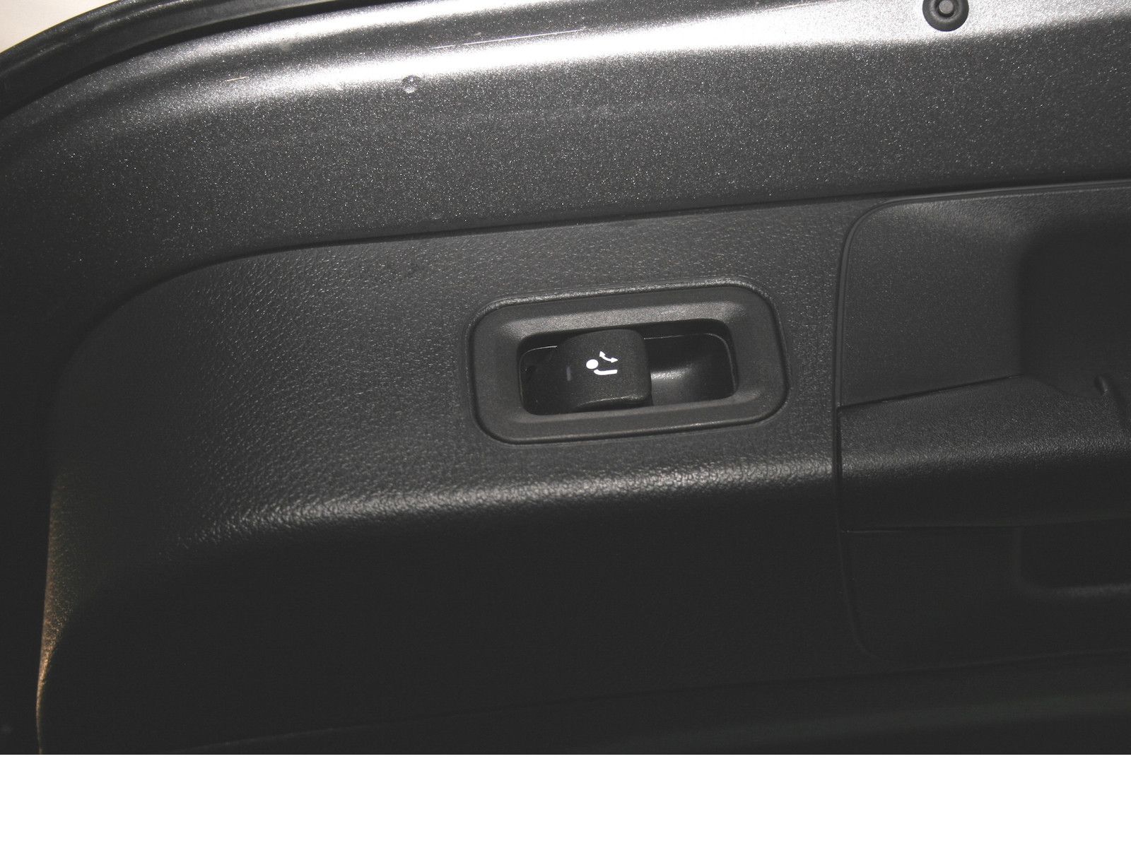 Fahrzeugabbildung Mercedes-Benz B 180 d Progres. Advanced *AHK*Winter-Paket*LED*